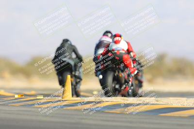 media/Jan-10-2025-CVMA Friday Practice (Fri) [[489e0da257]]/Group 4 and Trackday/Session 4 (Turn 16)/